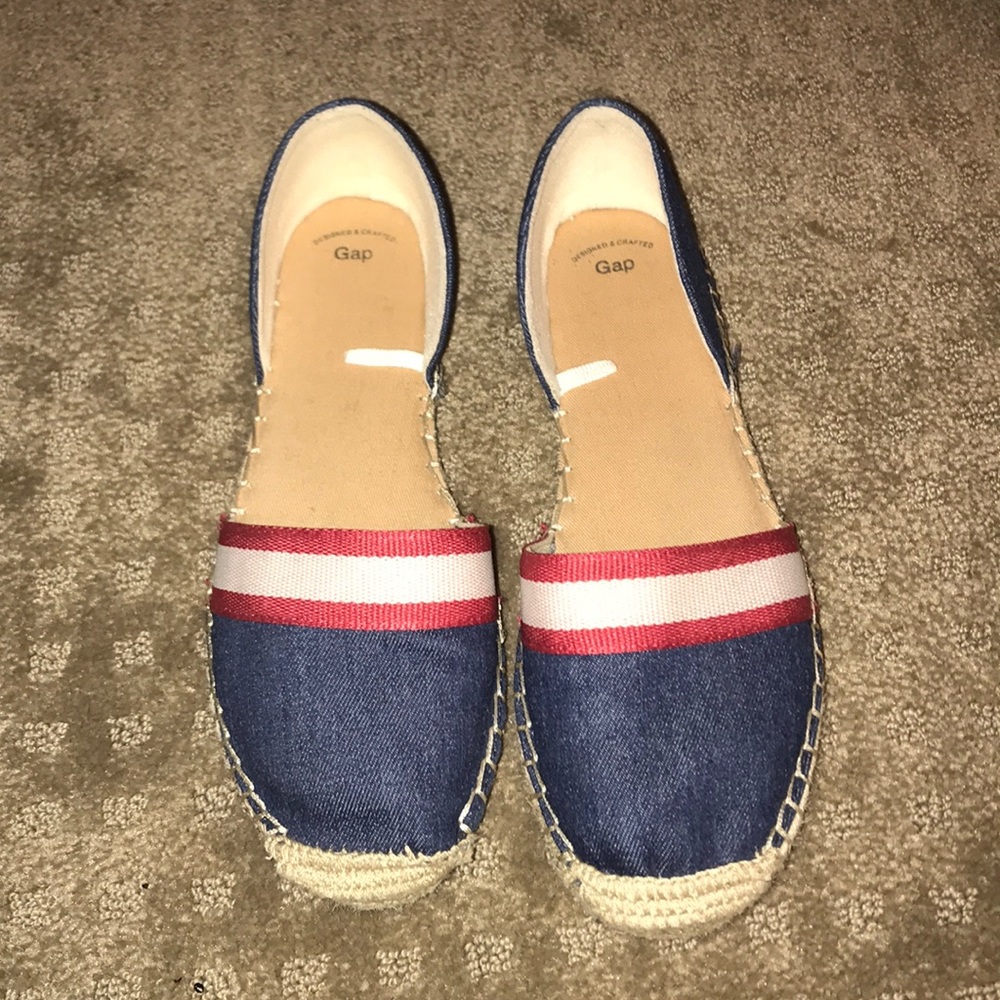 Denim material flats